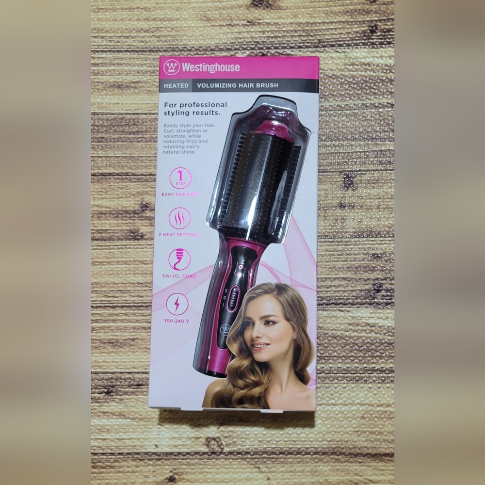 Westinghouse Heated Volumizing Hair Brush